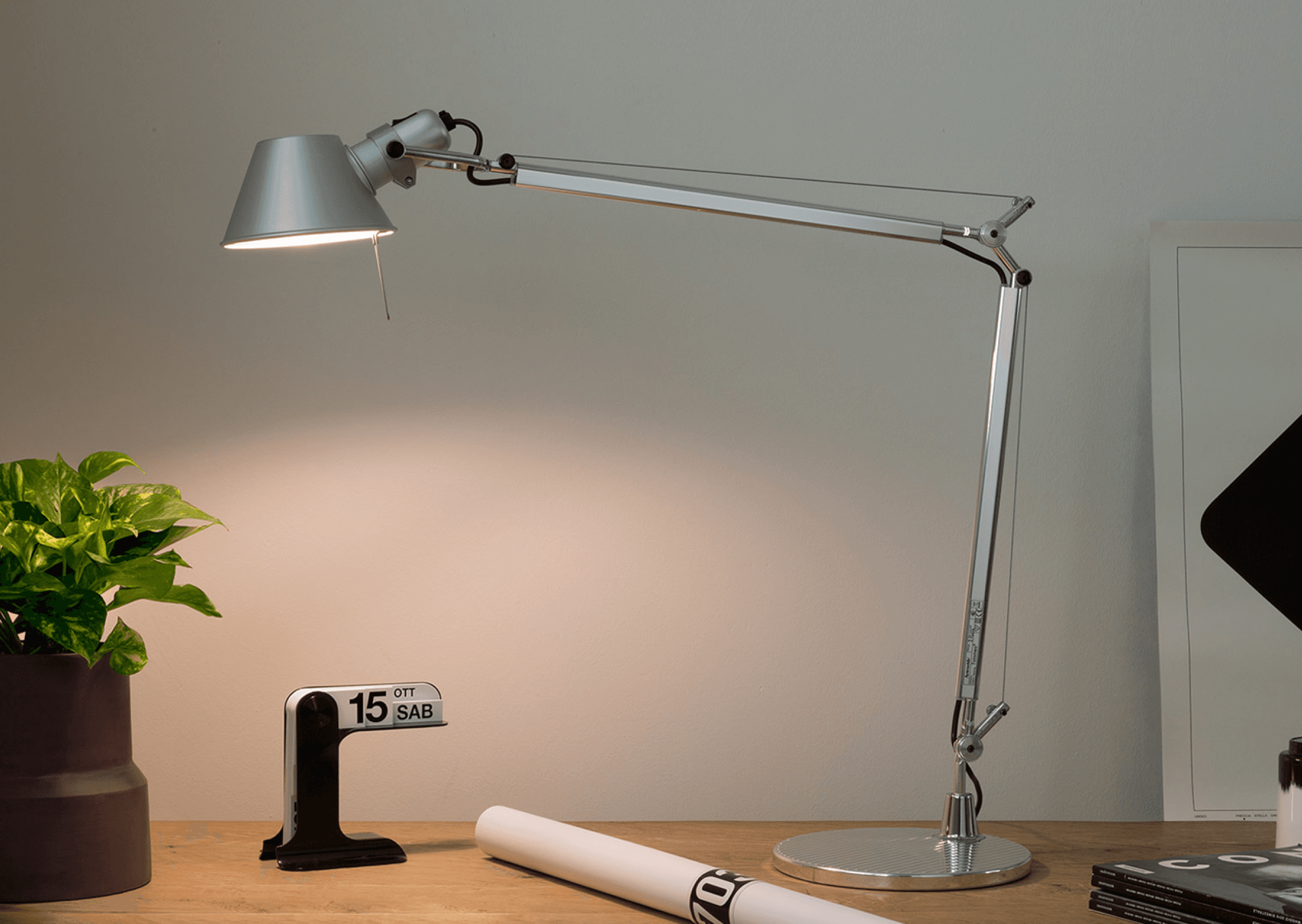 Artemide Tolomeo bureaulamp