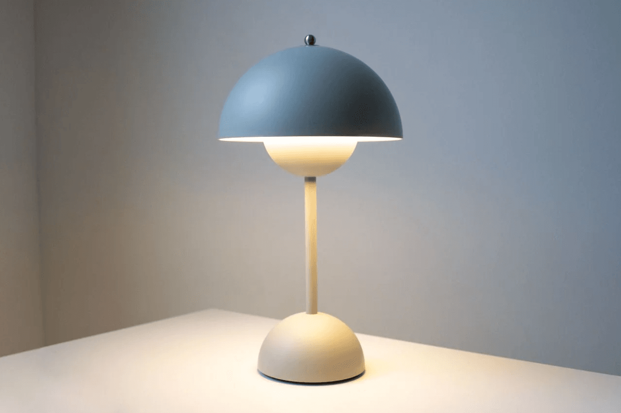 Flowerpot lamp full image