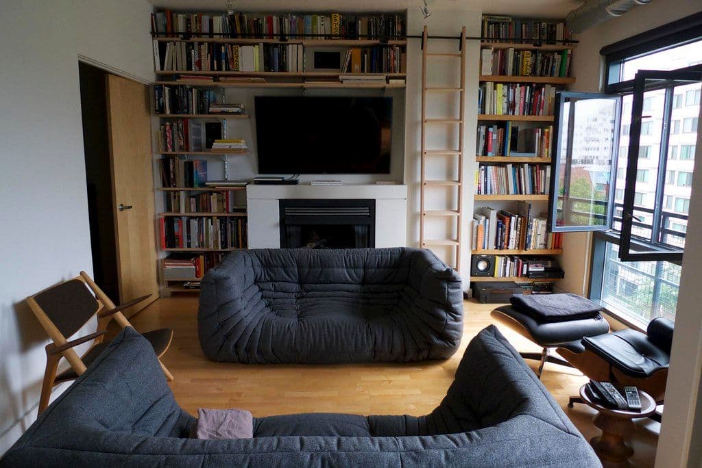 Ligne Roset togo secondary image