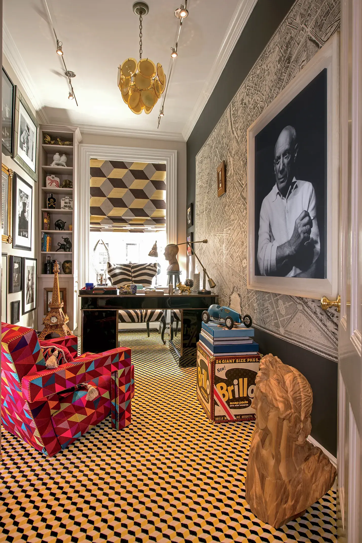 Eclectic style - photo by Ian Phillips